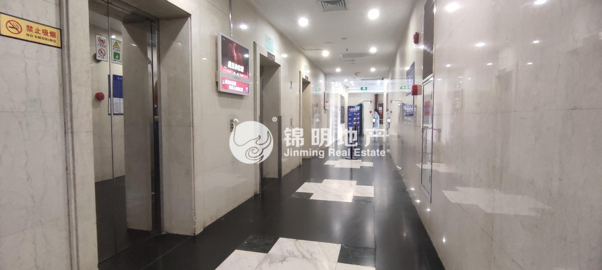 漕河泾光大会展中心96平米写字楼出租